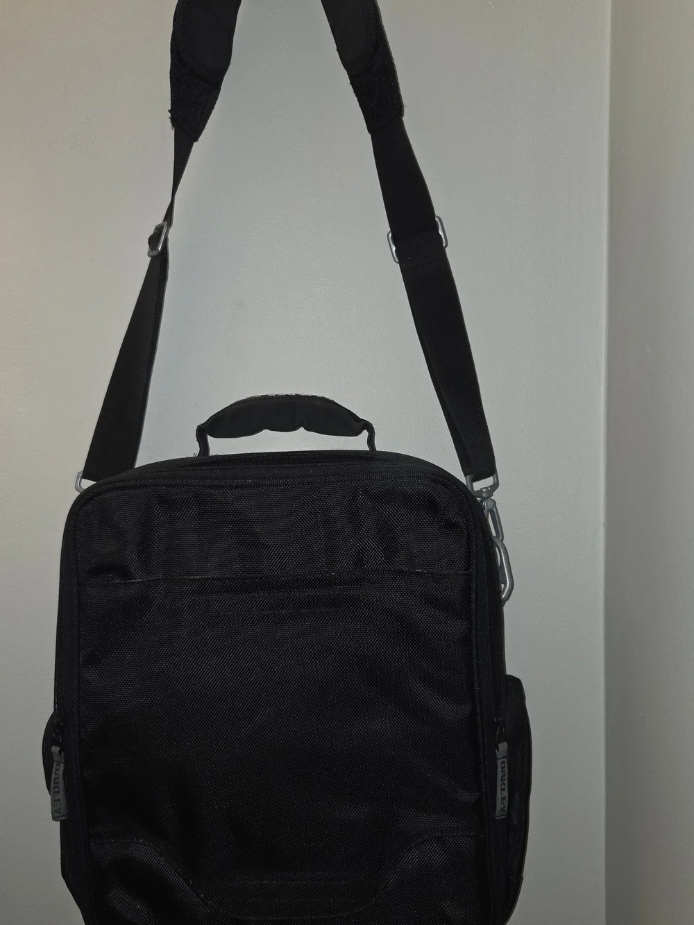 Oakley Vertical Compact Messenger Bag with Shoulder Strap Utility Tactical Y2k